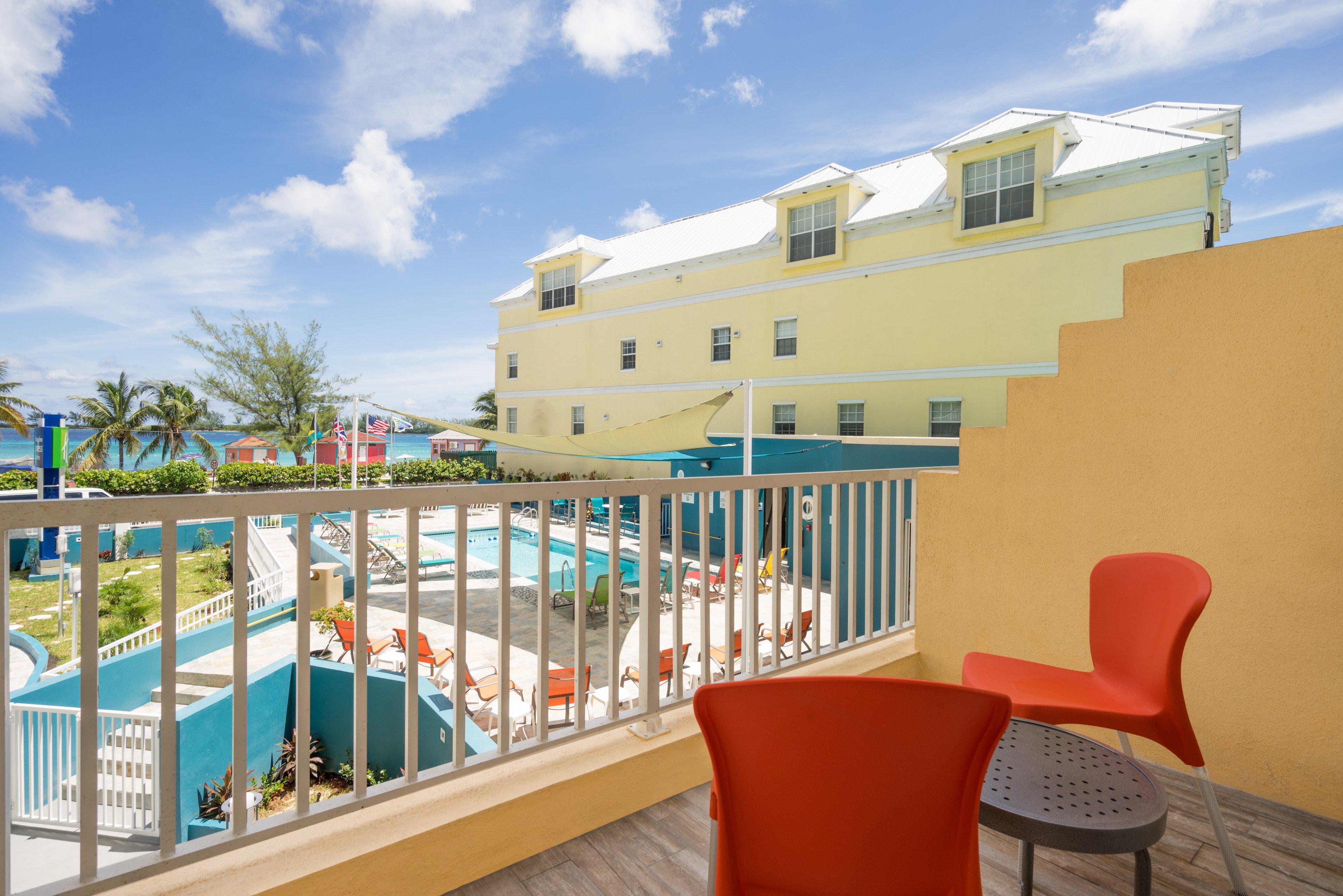 Holiday Inn Express & Suites Nassau By Ihg Экстерьер фото